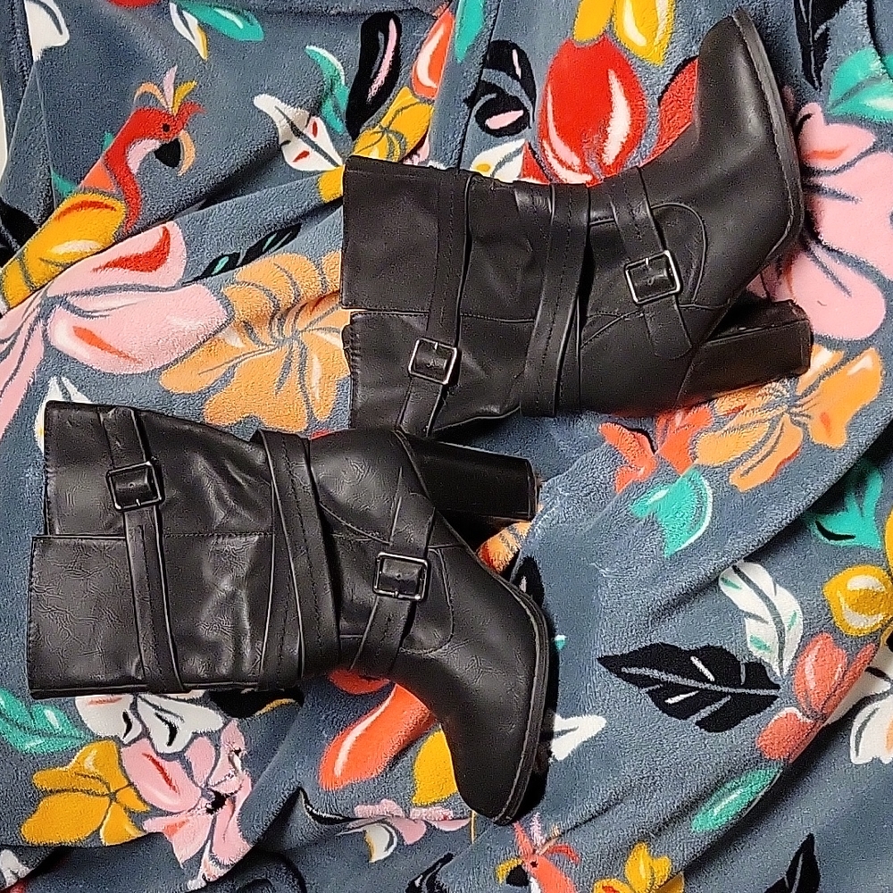 Vintage Black Boots